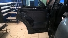 VW Touareg - шумоизоляция дверей VW Touareg - шумоизоляция дверей