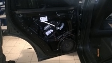 VW Touareg - шумоизоляция дверей VW Touareg - шумоизоляция дверей
