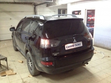 Шумоизоляция крыши Mitsubishi Outlander в Уфе